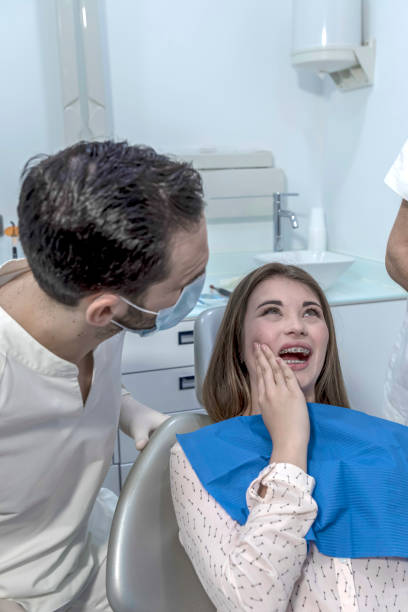 Best Emergency Tooth Extraction in Rshfield Hills, MA